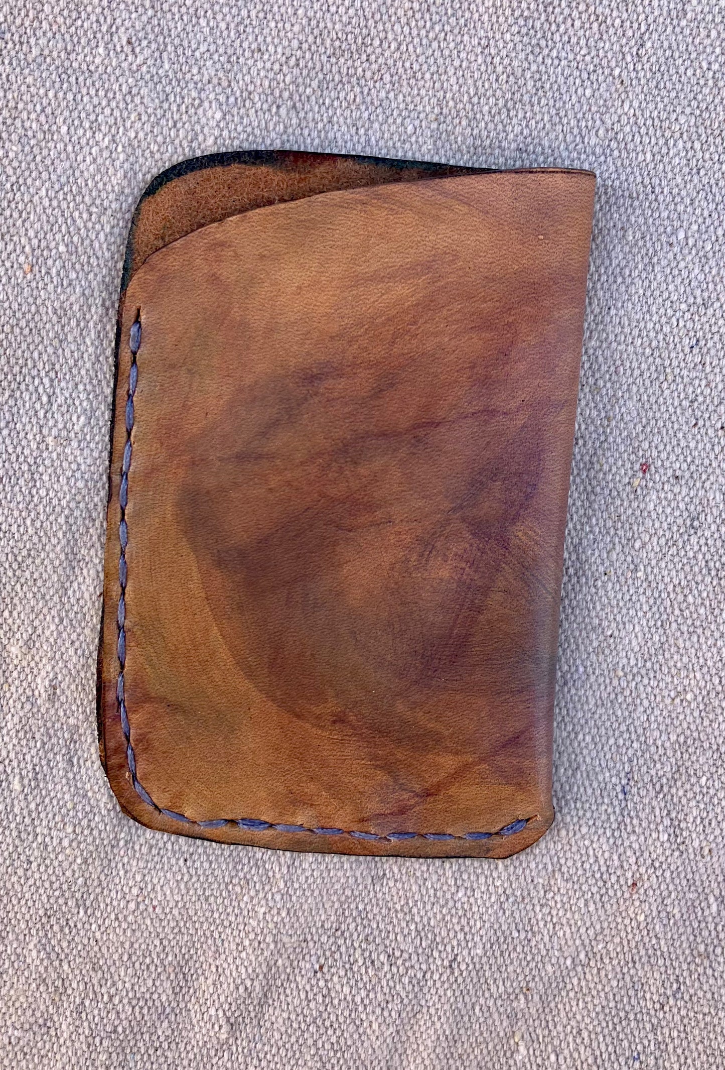 wilder leather’s hand sewn cards holders are a most simple way to carry cards and cash. 2.75x4.2”