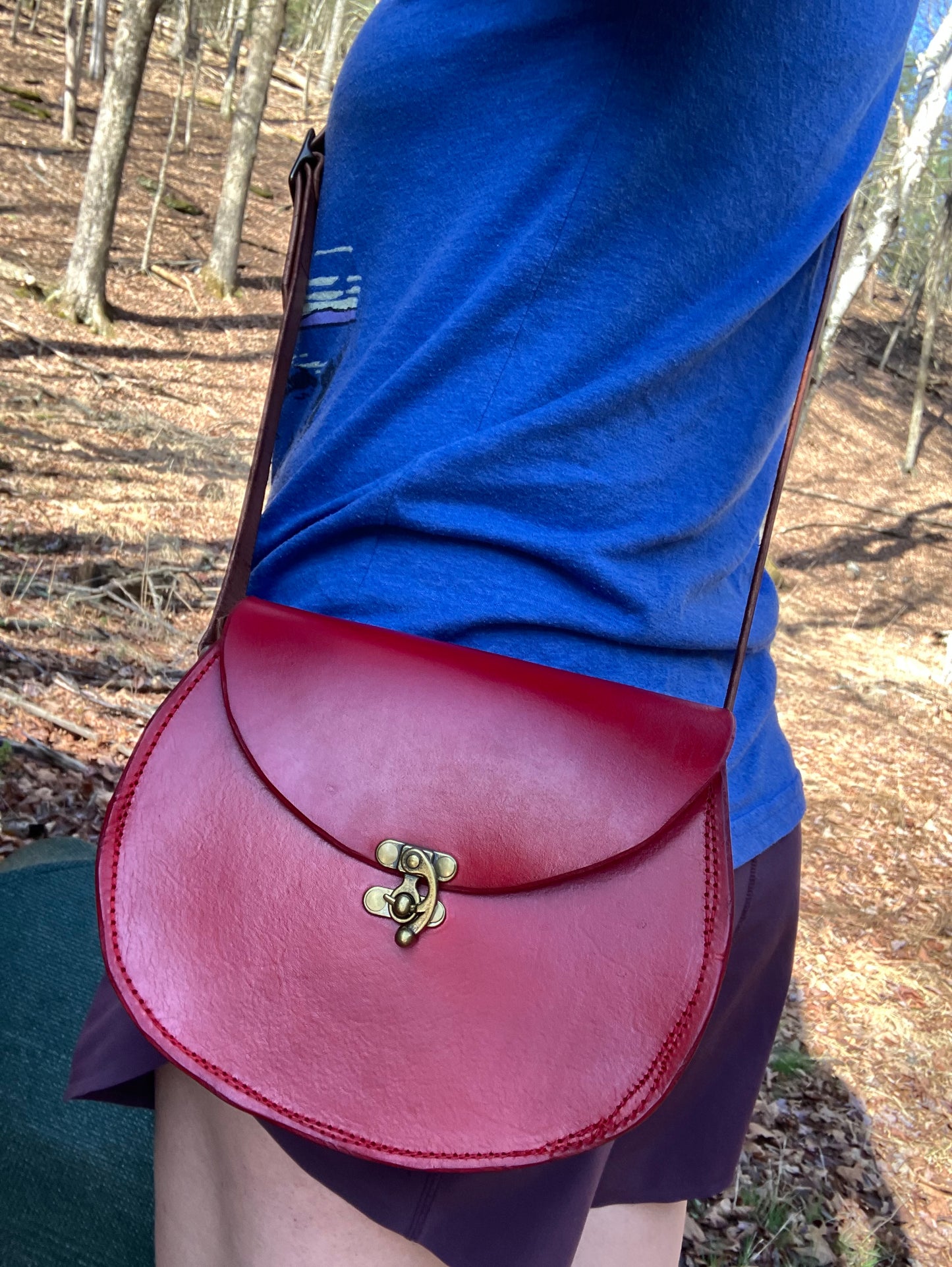 crossbody, the Sarah, red leather