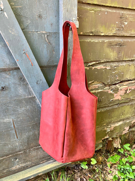 miani slouch bag in red