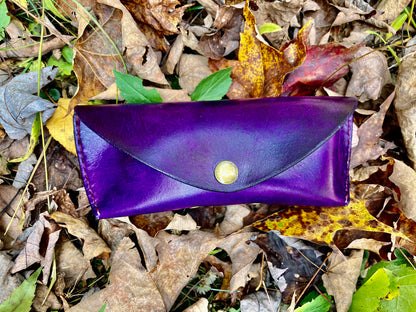 leather (sun)glasses cases, purple